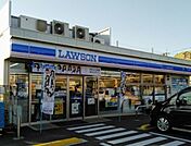 ローソン中川助光三丁目店■「マチの”ほっ”とステーション」ローソン。Pontaカードなどがご利用いただけます！ 620m