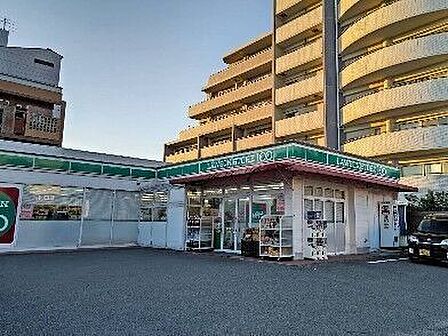 ローソンストア100大野木店■「マチの”ほっ”とステーション」ローソン。Pontaカードなどがご利用いただけます! 830m