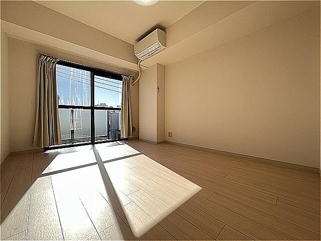 リビング/ダイニング セザール第三竹ノ塚 4階/-