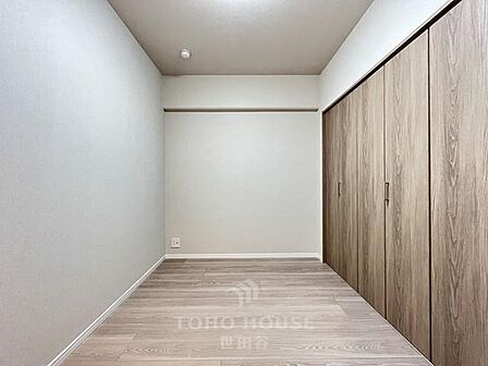 住まう方でカスタマイズしていただけるシンプルなデザインの内装。ご自身で素敵な空間を創り上げられます。