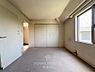 子供部屋：内装プラン作成中です。角部屋住戸、通風良好。是非お気軽にお問い合わせください。