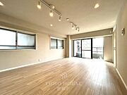 新規リノベーション(26年5月完工)角部屋住戸、仕様設備充実。是非お気軽にお問い合わせください。