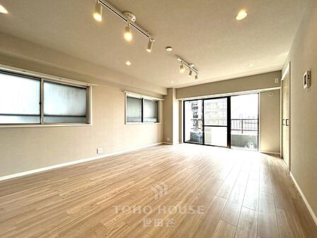 新規リノベーション(26年5月完工)角部屋住戸、仕様設備充実。是非お気軽にお問い合わせください。
