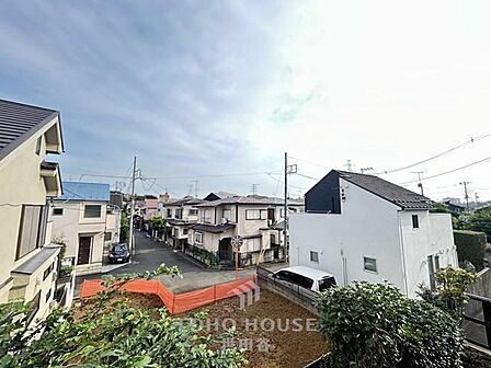 新規リノベーション(26年9月完工)南向き住戸。スーパーまで徒歩1分。是非お気軽にお問い合わせください