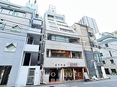 外観:「渋谷」駅まで徒歩8分青山・表参道エリアが生活圏。事務所・サロンの利用相談可能 外観:「渋谷」駅まで徒歩8分青山・表参道エリアが生活圏。事務所・サロンの利用相談可能