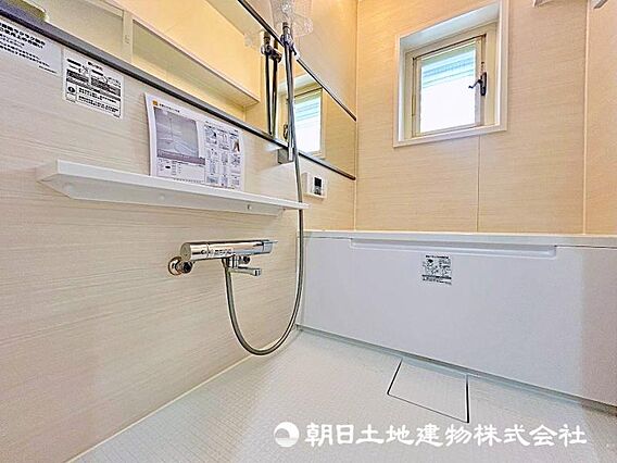 落ち着いたカラ...