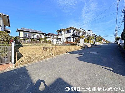 外観：敷地面積60坪超！ゆとりのある敷地です。