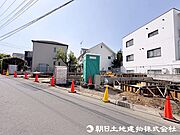 徒歩圏内に公園、スーパー、コンビニあります！