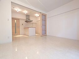 ベリー・モンテ新大阪 10階1DKのリビング/ダイニング