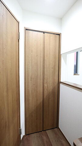 収納 中野区中央4丁目