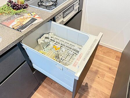 食器洗浄機が後片付けをサポート!食事後の家族のくつろぎタイムをゆっくりもてます♪(2026年3月撮影)