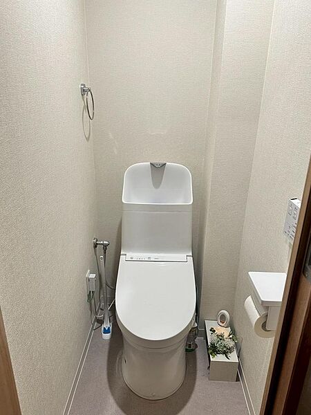 トイレを拡大表示