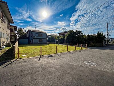外観:※画像は現地写真に雑草除去等の画像処理(CG合成)を施したイメージです。現況とは異なる場合があります。(2026年9月撮影) 外観:※画像は現地写真に雑草除去等の画像処理(CG合成)を施したイメージです。現況とは異なる場合があります。(2026年9月撮影)