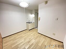 居間