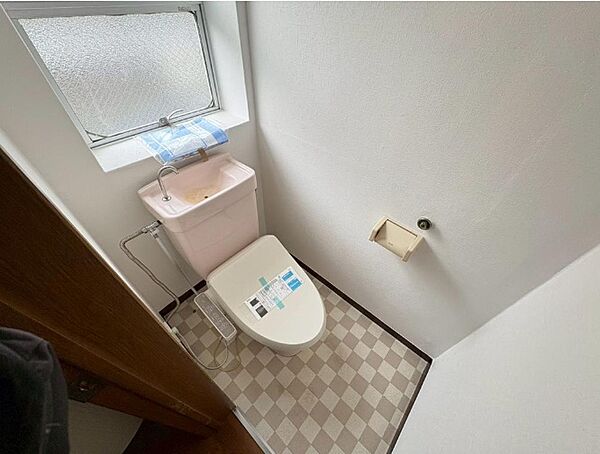 トイレを拡大表示