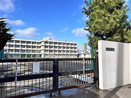 仙台市立第二中学校(1430m)
