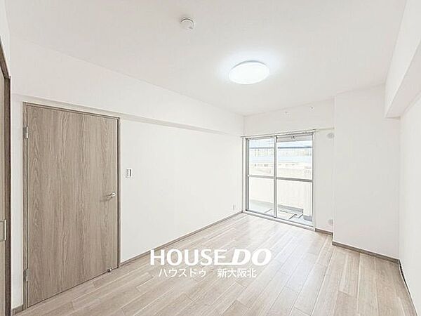 洋室を拡大表示