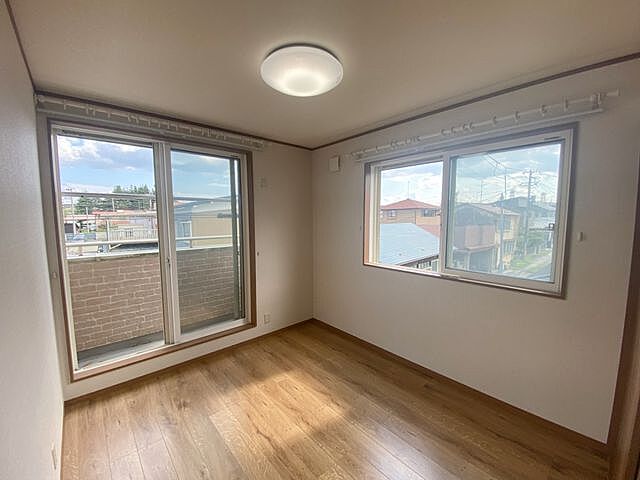 室内 八戸市大字市川町字桔梗野上