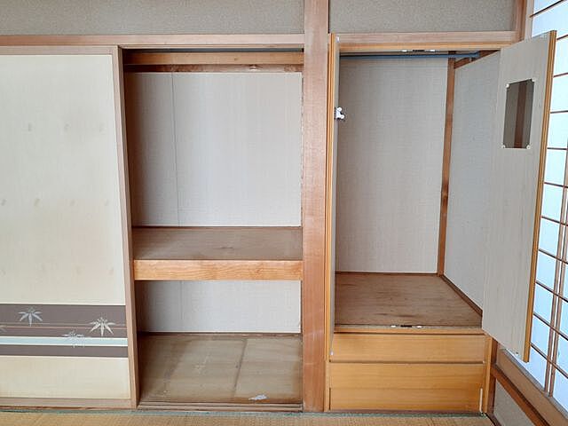 収納 八戸市大字尻内町字尻内河原