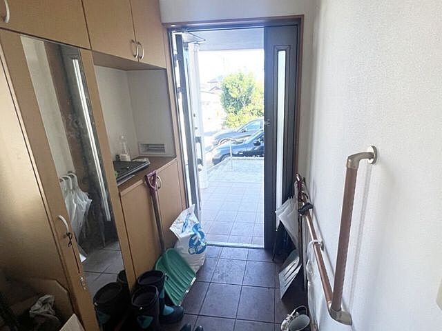 玄関 八戸市多賀台2丁目