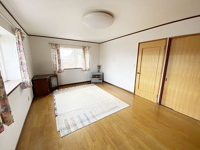 室内 上北郡おいらせ町豊原2丁目