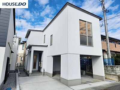 外観：現地(2025年10月)撮影◎本日案内可能◎完成済みですので、ごゆっくりご内覧いただけます。お気軽にお問い合わせくださいませ♪