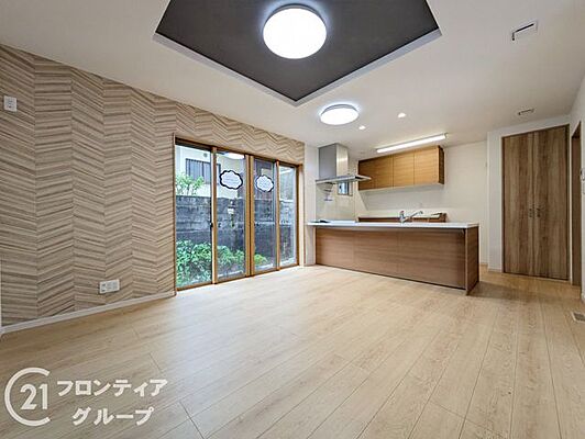 リビング/ダイニング 大津市石山寺4丁目　新築一戸建て　2期　1号地