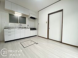 居間