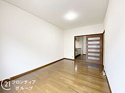 居間