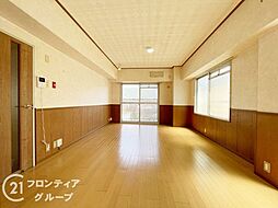 居間