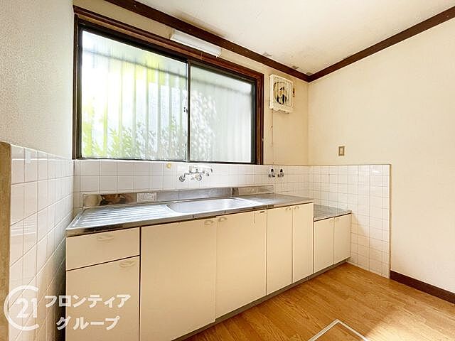 キッチン 八幡市八幡安居塚