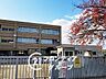周辺：宇治市立岡屋小学校 徒歩8分。 600m