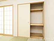 ＼同仕様写真／季節の物などたくさん収納しておける便利なスペースです！