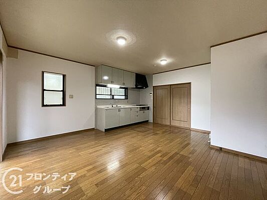 リビング/ダイニング 京田辺市薪狼谷　中古一戸建て