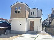 ＼同仕様写真／キレイが長持ちする高性能外観、雨で汚れを浮かして洗い流してくれます！