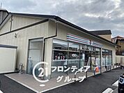セブンイレブン伏見醍醐辰己町店 徒歩5分。 360m
