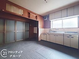 居間
