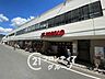 周辺：フレスコ山科店 徒歩10分。 800m
