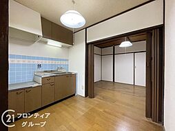 居間