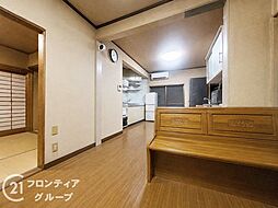 居間