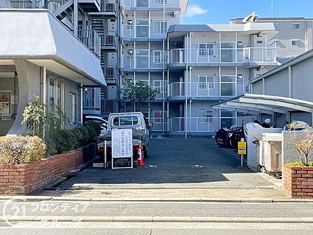 住まい探しで後悔しないためのポイントをスタッフがお伝えします。検討中の方もそうでない方も、まずは一度お話を聞かせてください