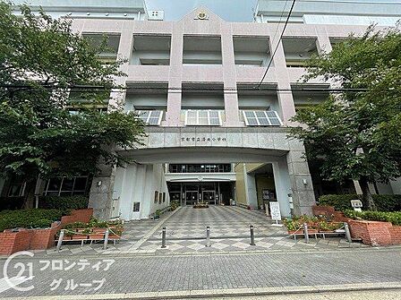 京都市立洛央小学校 徒歩7分。 510m