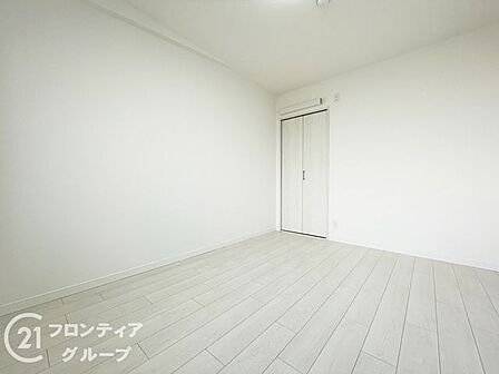 住まい選びは、価格や立地だけでなく、将来の暮らし方まで含めて考えることが大切です。今の段階で気になっていることを、まずスタッフに話してみてください