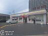 周辺：デイリーヤマザキJR六地蔵駅前店 徒歩6分。 420m