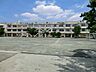 周辺：◇通学に安心の小学校まで徒歩圏内。子育てに優しい環境で、家族のびのび暮らせる住まい。