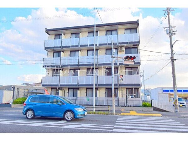 レオパレス南野口 ｜大阪府門真市南野口町(賃貸マンション1K・3階・20.81㎡)の写真 その1