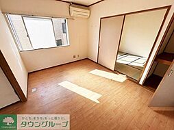 エステートいずみ 205 2階1LDKのリビング/ダイニング