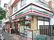 セブンイレブン 79m
