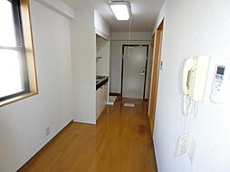 クリエイティブステージN 206号室 2階1Kのリビング/ダイニング