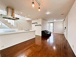 ヴィラ港北NT 2LDKのリビング/ダイニング